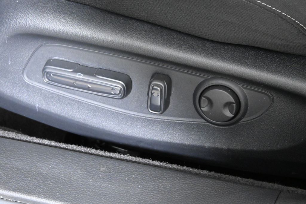 Thumbnail: 2025 Honda Accord - 28