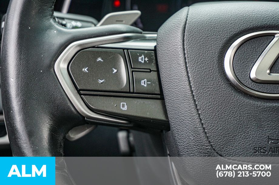 Used 2023 White Lexus 350 Luxury image 29