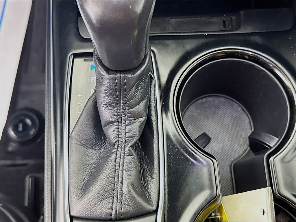 Used Car 2019 Toyota Camry Hybrid  Se For Sale Under $20,000 In Austin, Texas