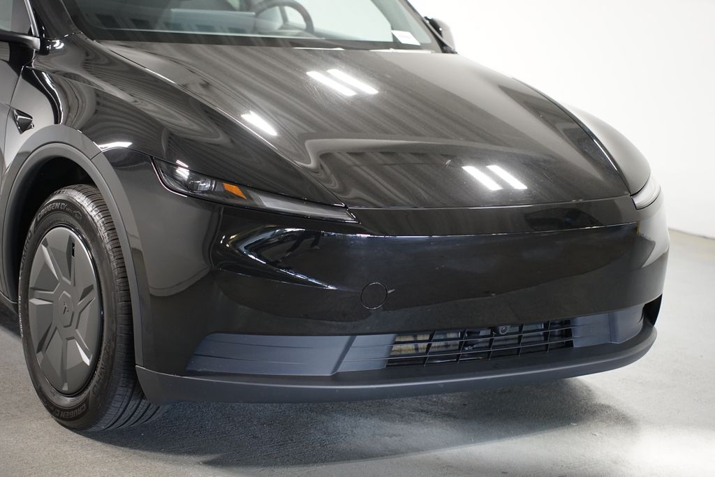 Thumbnail: 2026 Tesla Model Y - 4