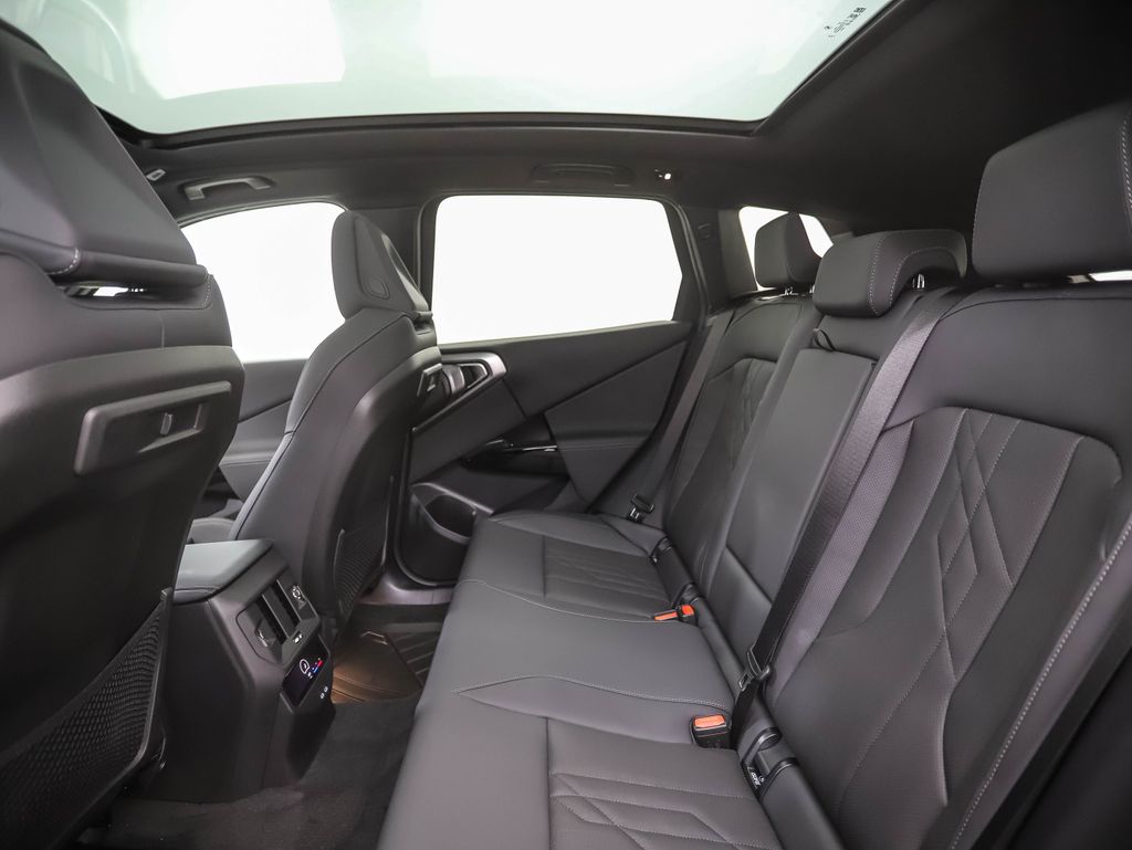 Thumbnail: 2026 BMW X3 - 22