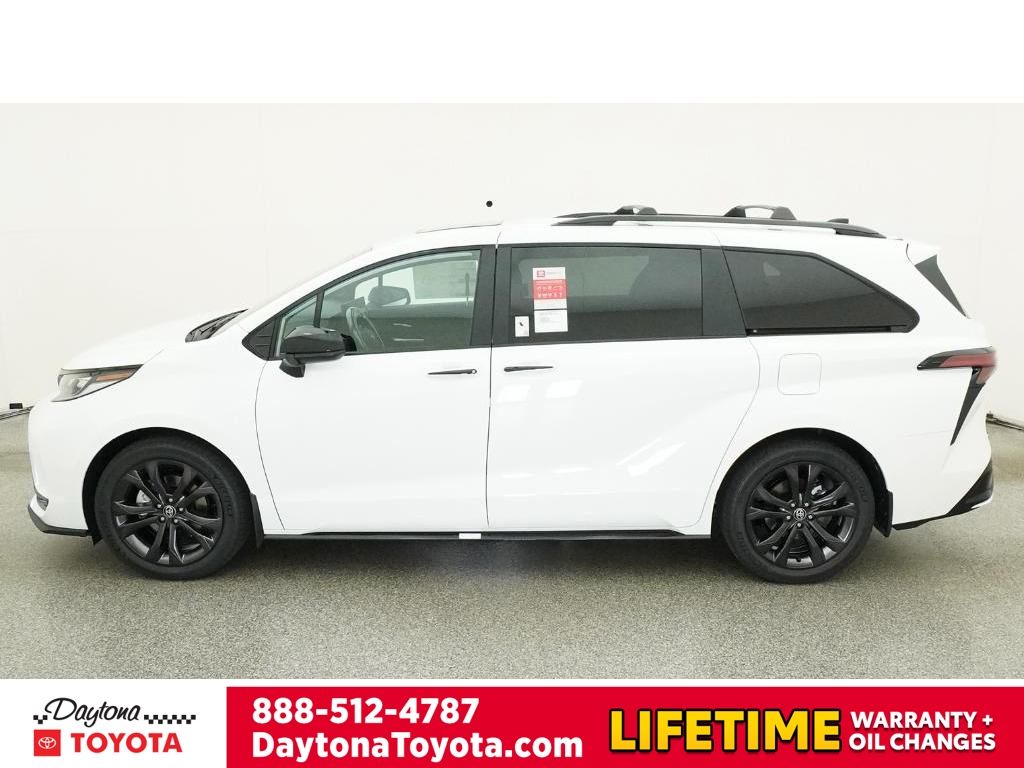 New 2026 Toyota Sienna Van
