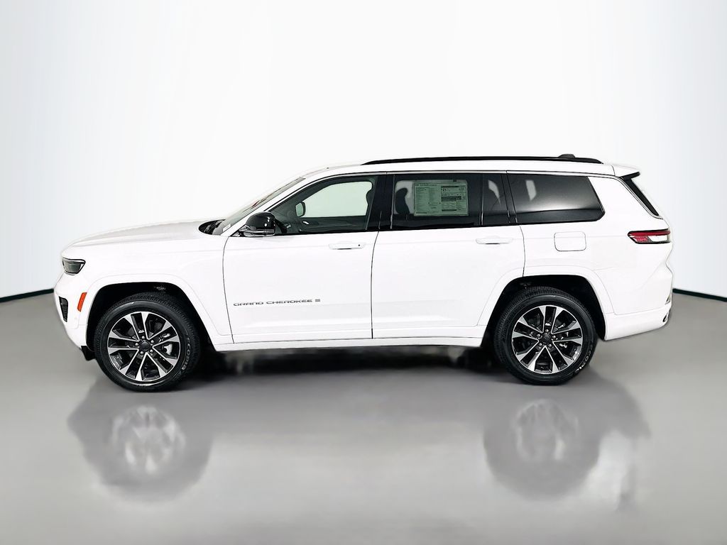 New 2025 White Jeep Overland image 4