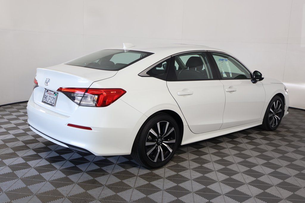 Thumbnail: 2024 Honda Civic - 4