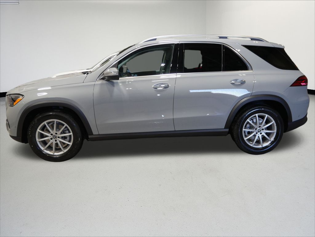 Thumbnail: 2026 Mercedes-Benz GLE - 2