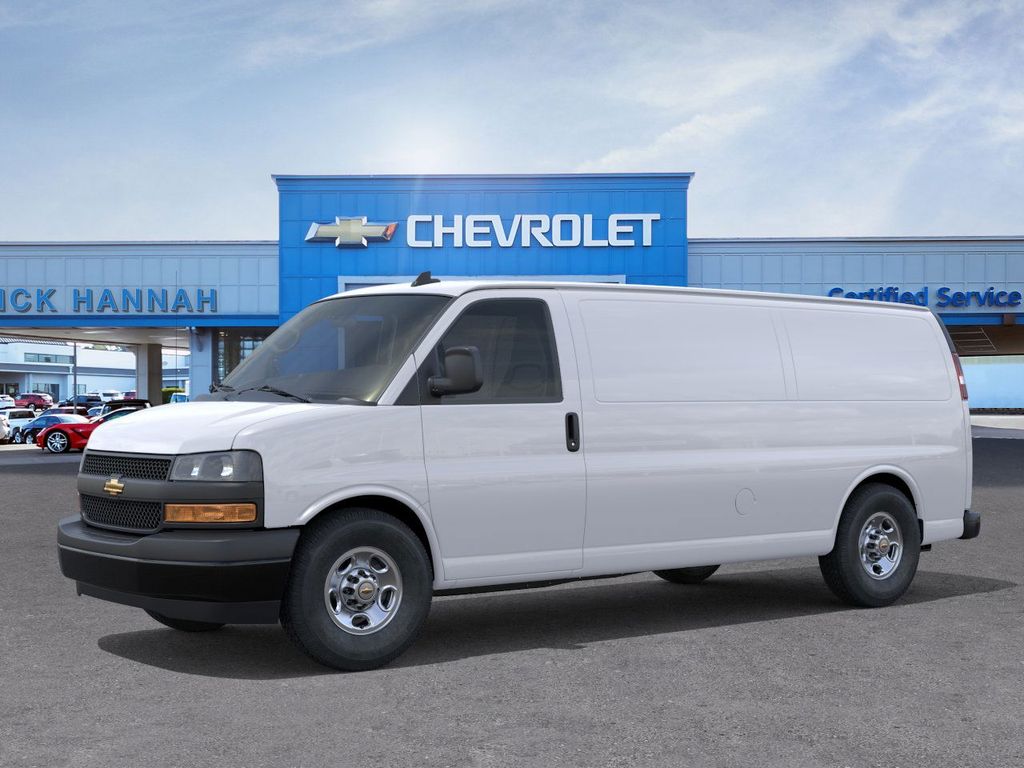 2025 Chevrolet Express 3500 Work Van