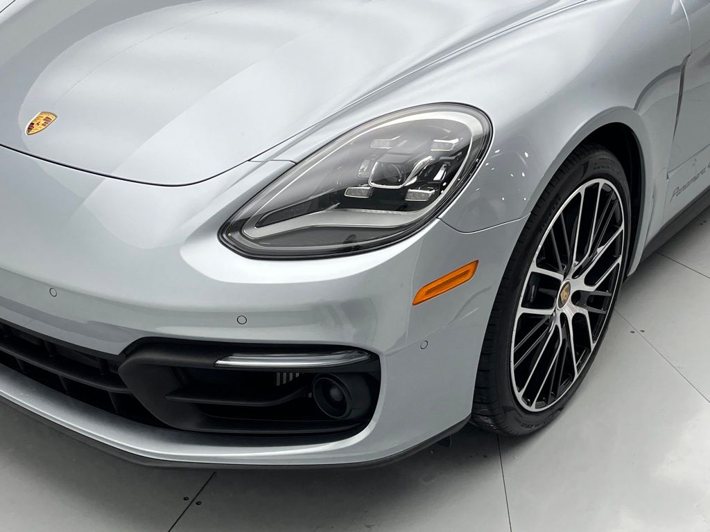 2023 Porsche Panamera 4 31