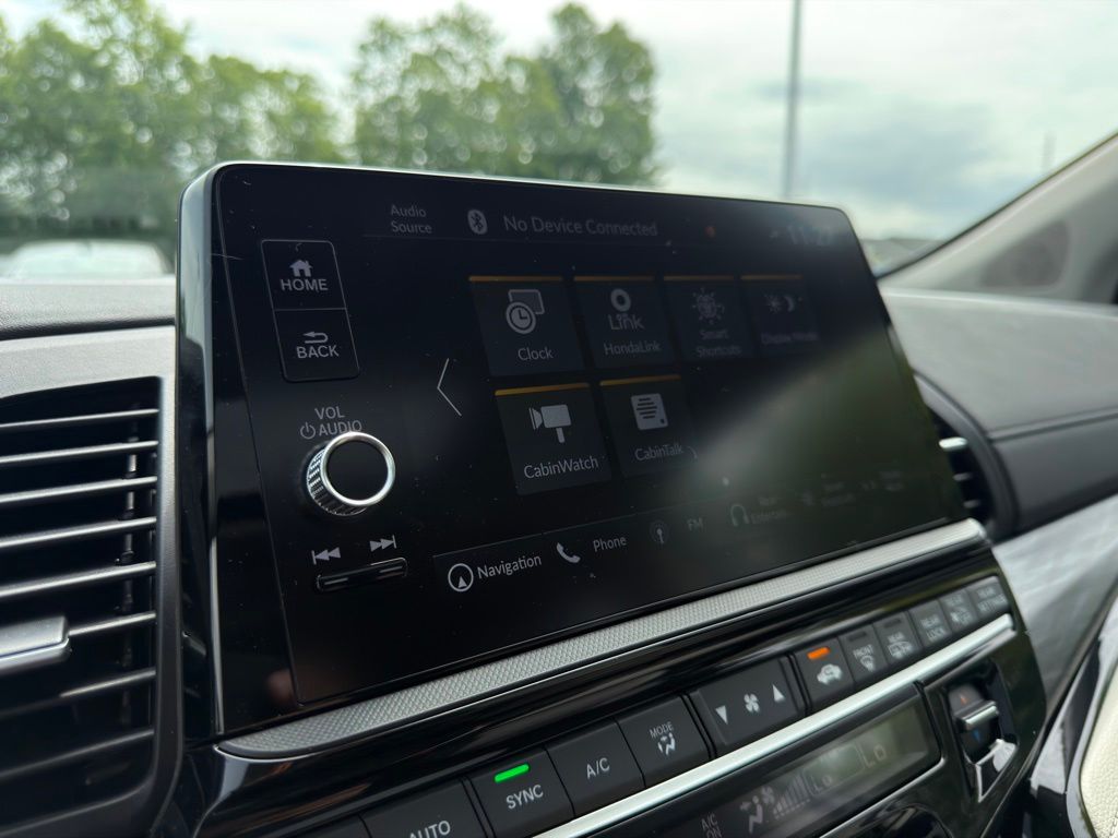 Thumbnail: 2026 Honda Odyssey - 32