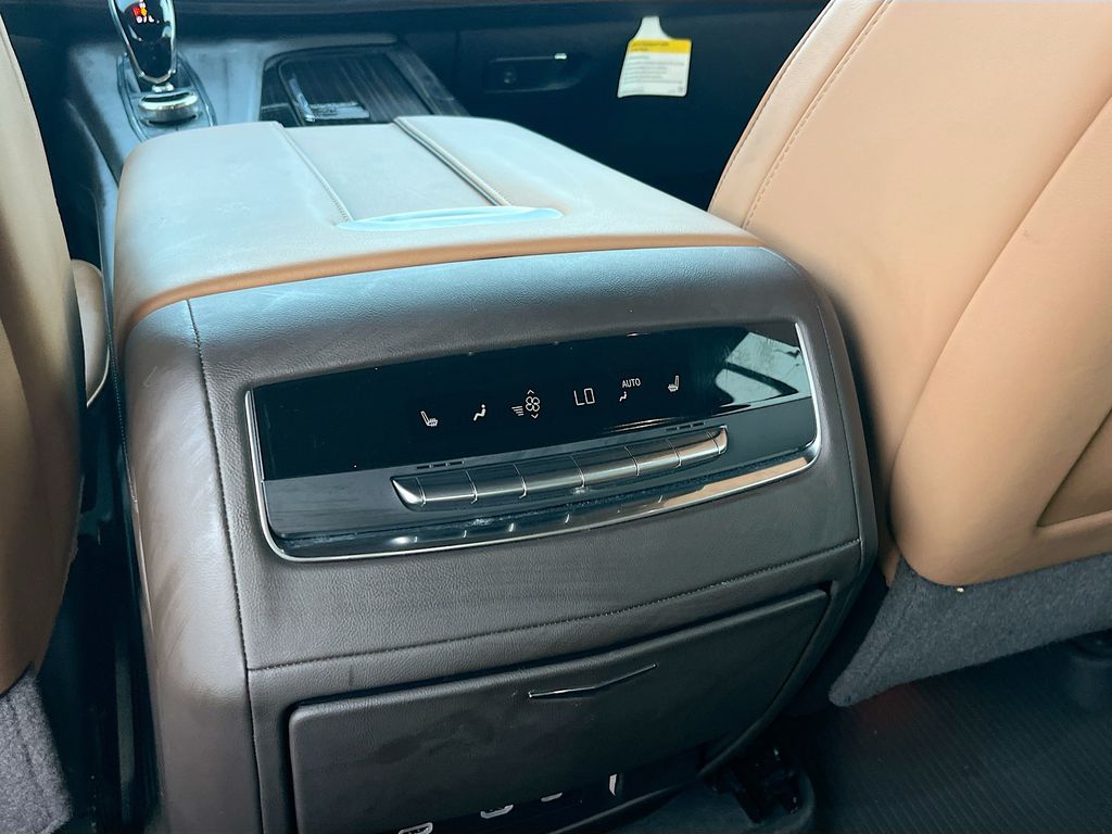 Used 2024 Green Cadillac Sport image 27
