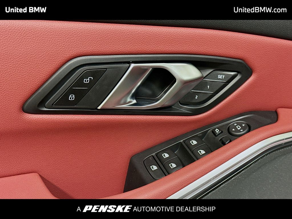 Thumbnail: 2026 BMW 3 Series - 3