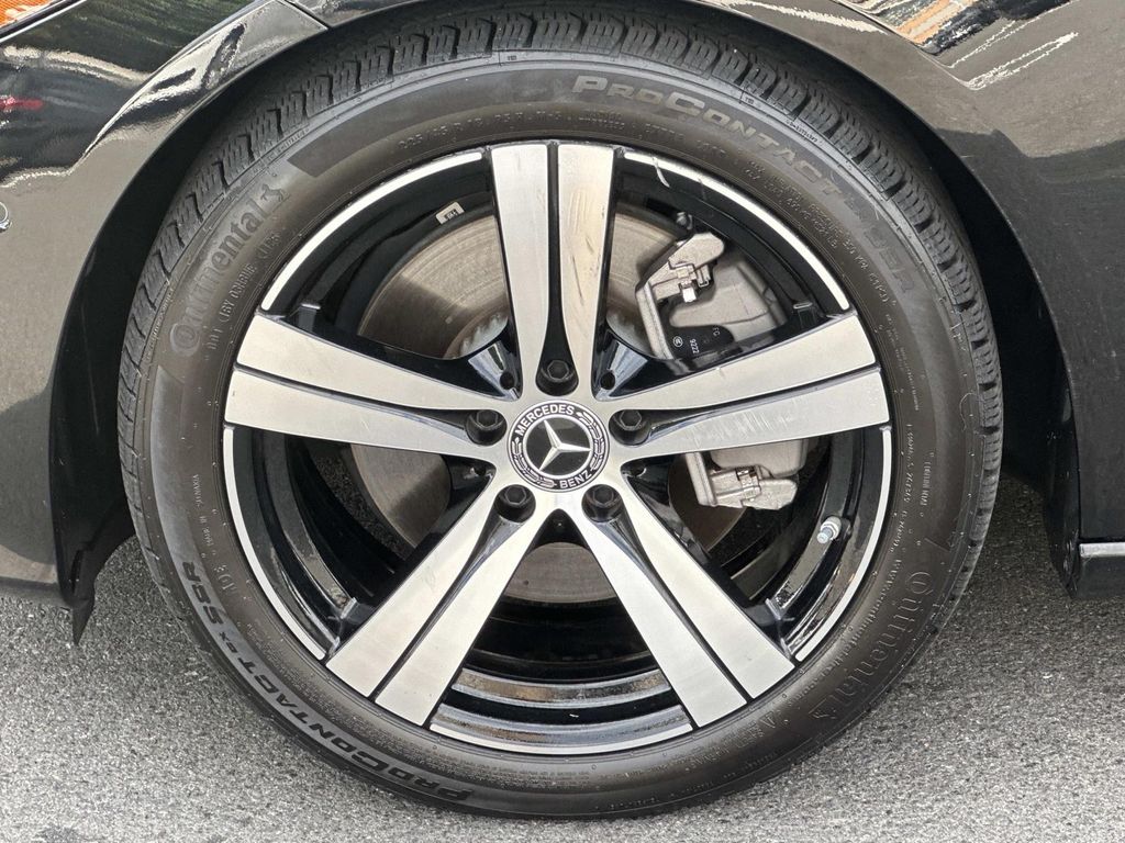 Thumbnail: 2026 Mercedes-Benz C-Class - 9