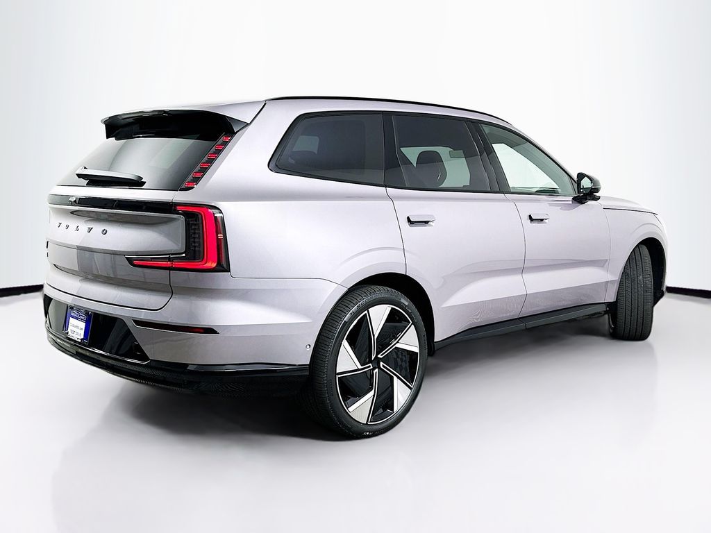 New Aurora Silver 2026 Volvo EX90 Twin Motor Performance Ultra for