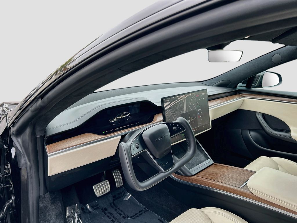 Thumbnail: 2022 Tesla Model S - 9