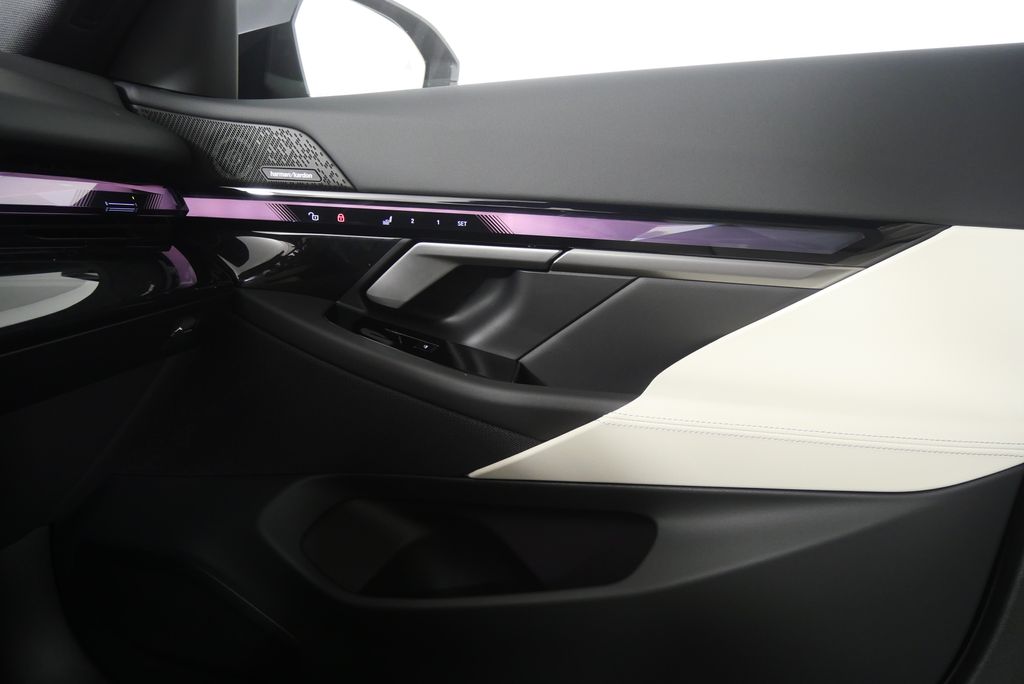 Thumbnail: 2026 BMW 5 Series - 23