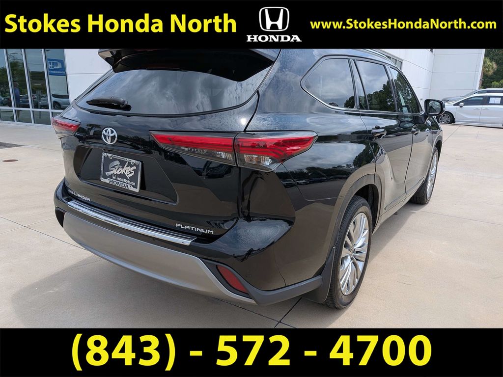 Used 2023 Toyota Highlander SUV