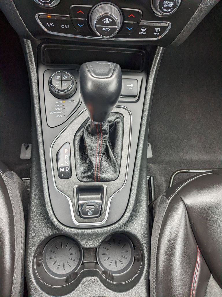 2022 Jeep Cherokee Trailhawk - Photo 20