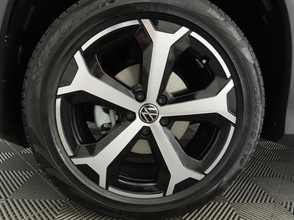 Thumbnail: 2025 Volkswagen Tiguan - 31