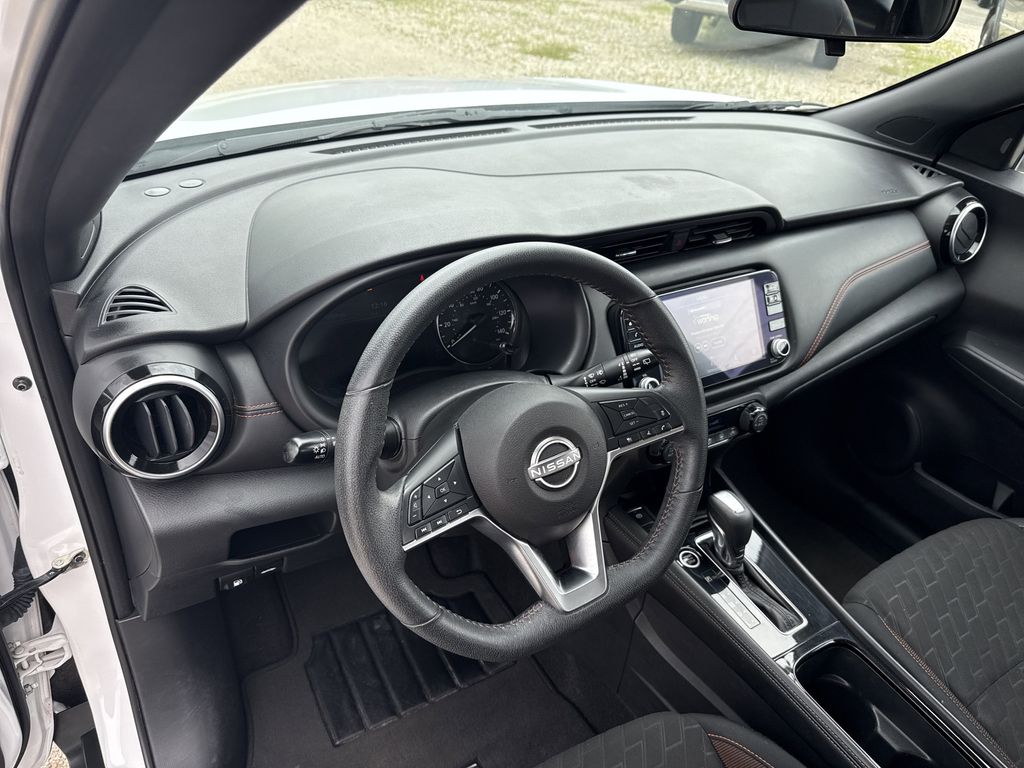 2023 Nissan Kicks SR White at South Houston Nissan