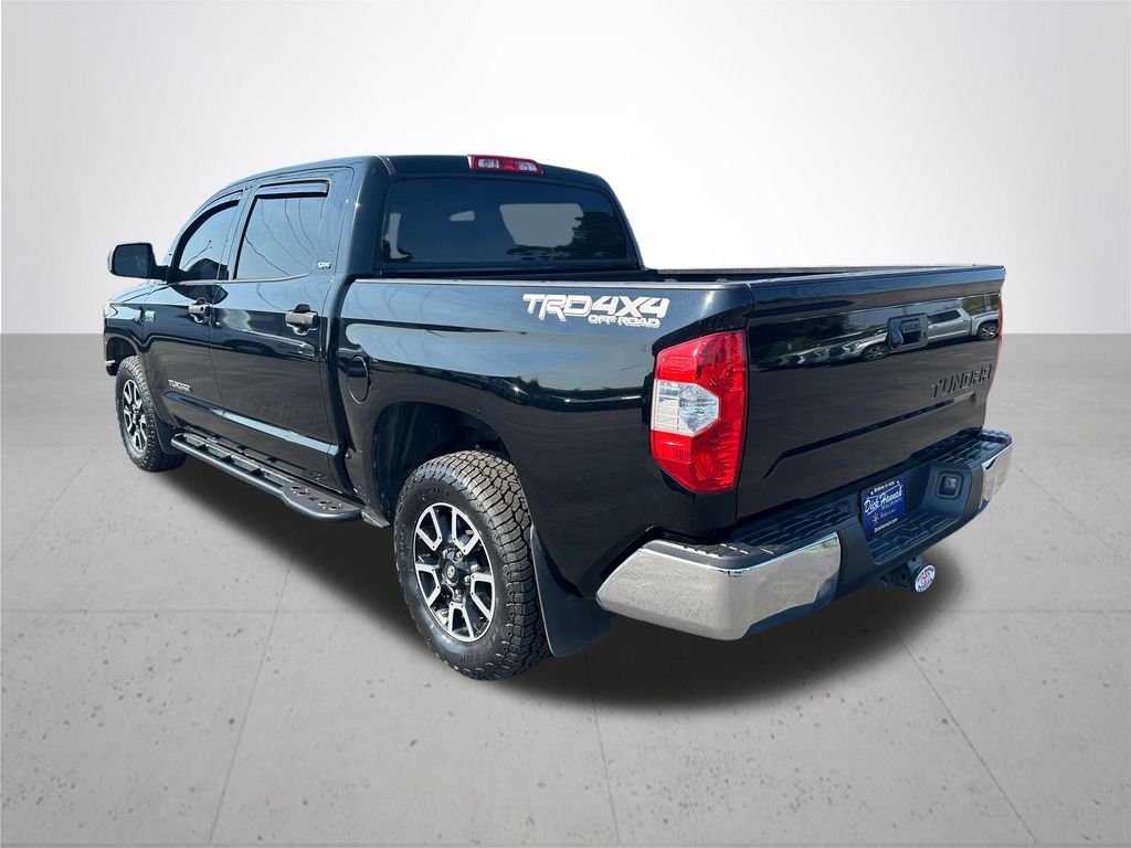 2017 Toyota Tundra SR5