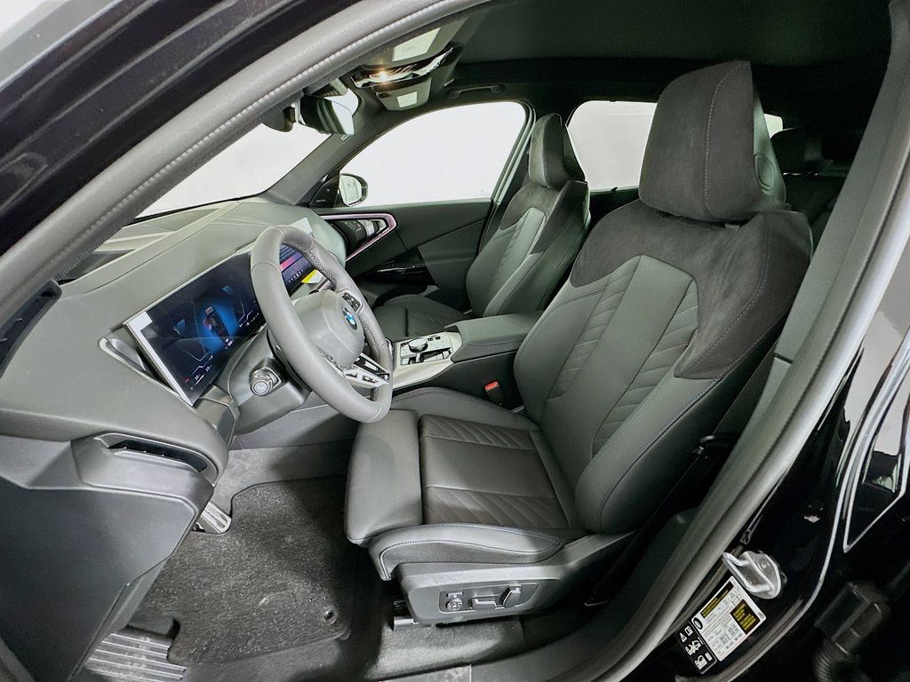 Thumbnail: 2026 BMW X3 - 16
