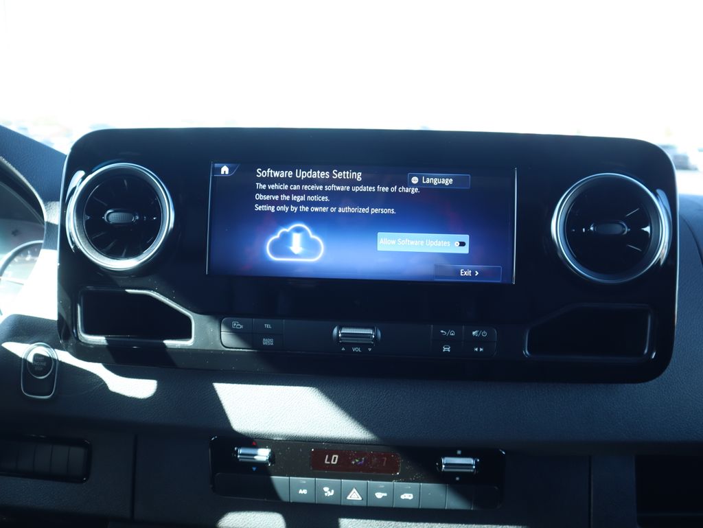 Thumbnail: 2026 Mercedes-Benz Sprinter - 16