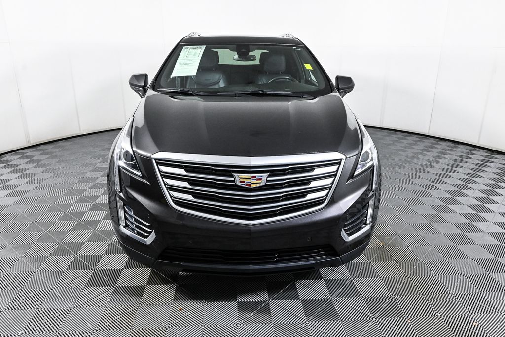 2017 Cadillac XT5 Luxury 2