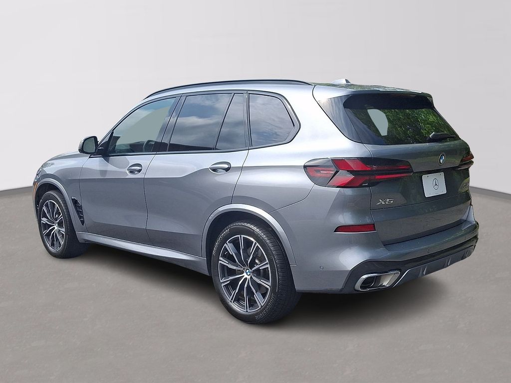 Thumbnail: 2026 BMW X5 - 6