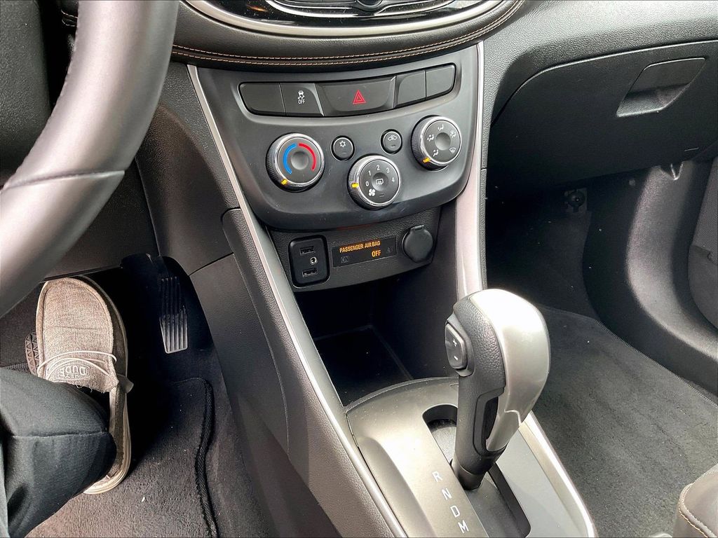 2018 Chevrolet Trax — photo 26