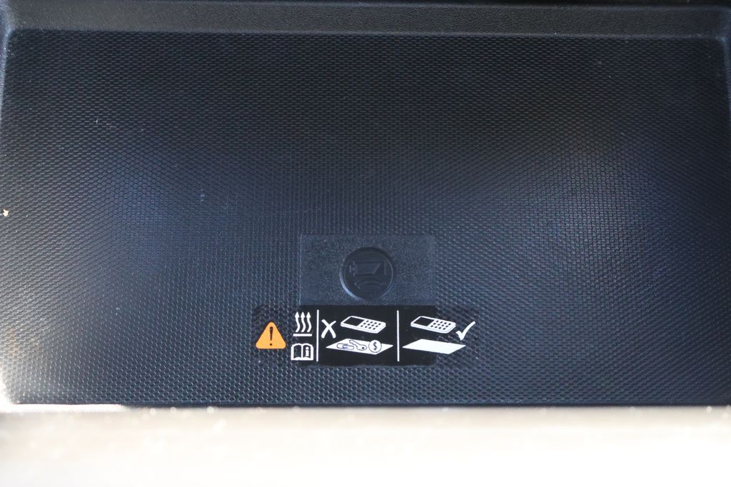 Thumbnail: 2023 Chevrolet Tahoe - 25