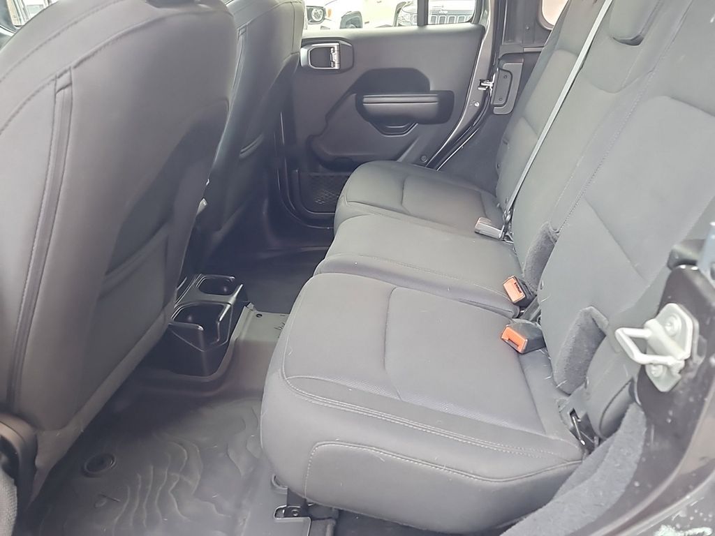 2018 Jeep Wrangler Unlimited Sport S photo