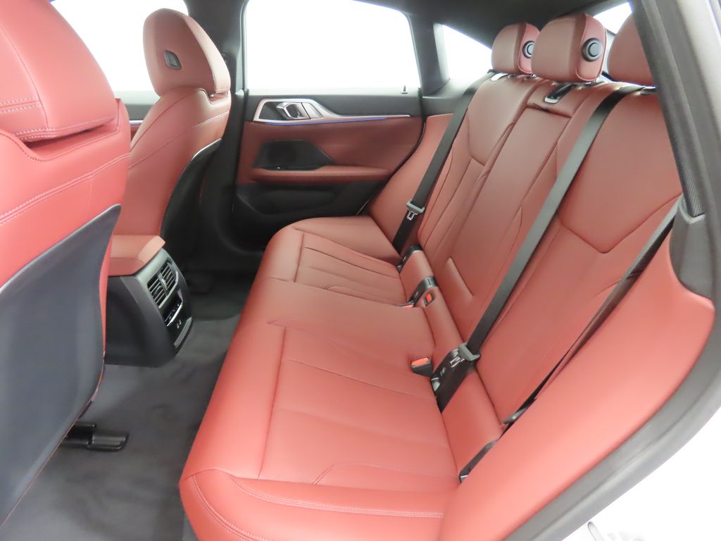 2025 BMW i4 eDrive40 21