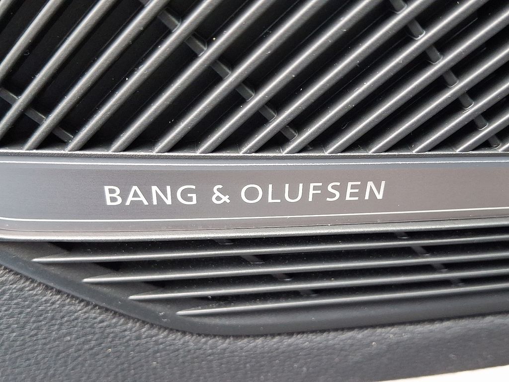 Thumbnail: 2019 Audi S4 - 28