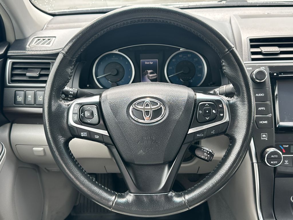 2016 Toyota Camry XLE