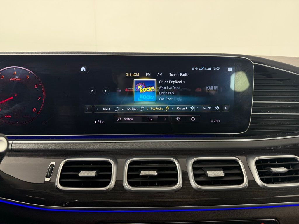 Thumbnail: 2020 Mercedes-Benz GLS - 16