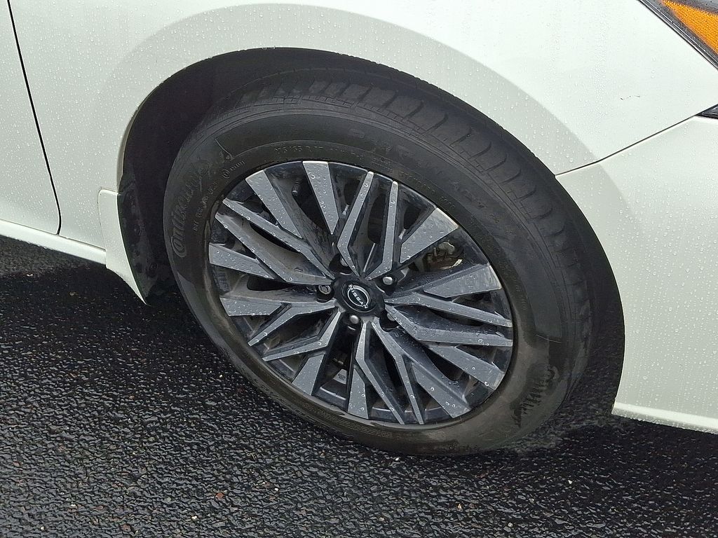 2023 Nissan Altima SV 4