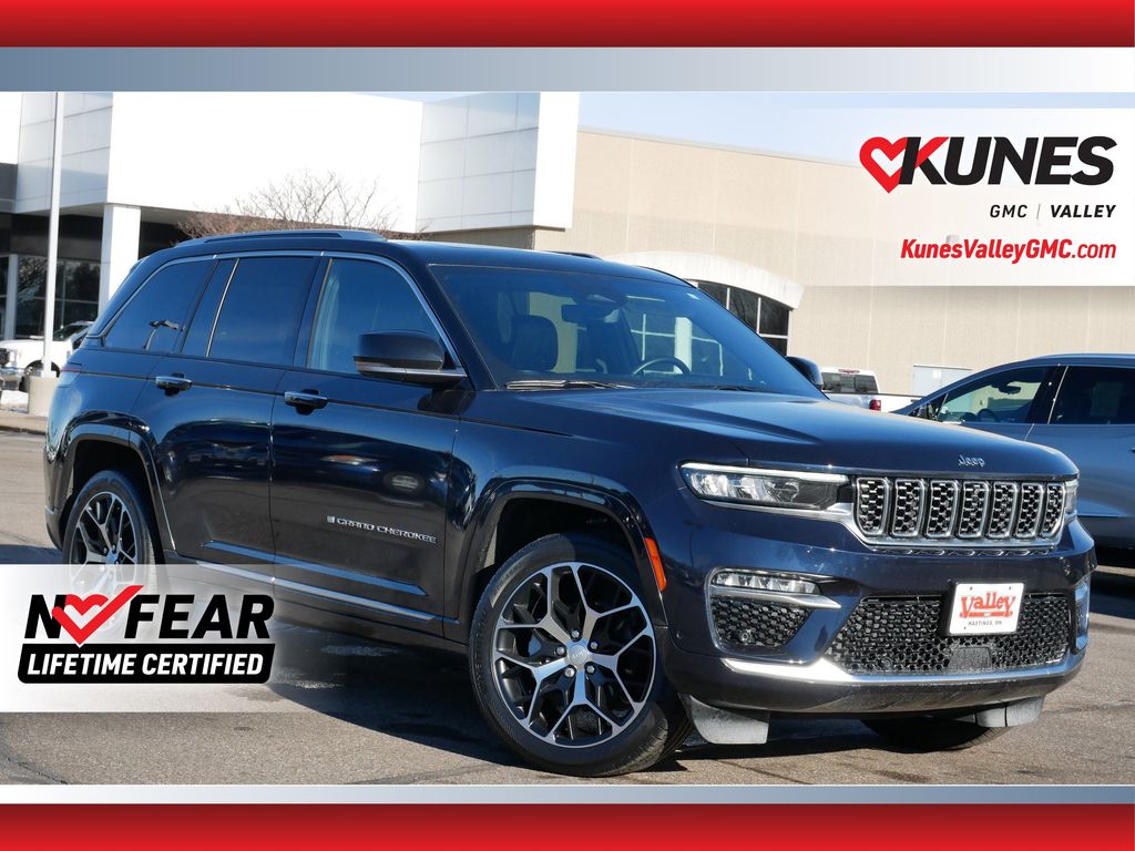 2023 Jeep Grand Cherokee Summit 4WD