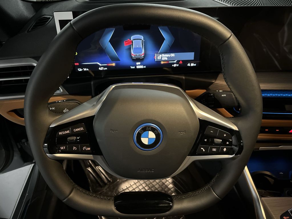 2025 BMW i4 xDrive40 14