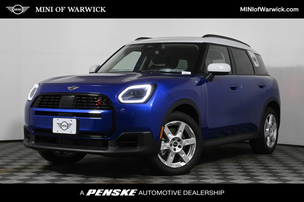 2025 MINI Cooper Countryman Base Hero Image