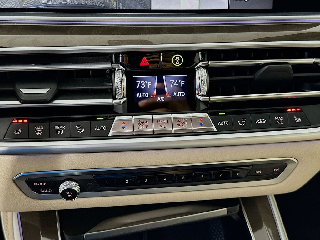 Thumbnail: 2022 BMW X5 - 16