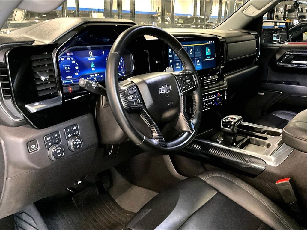 2024 Chevrolet Silverado 1500 — photo 8
