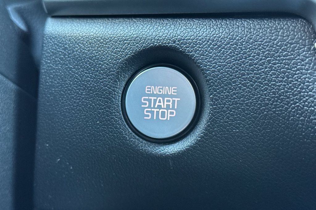 new 2026 Kia Sorento car, priced at $39,265