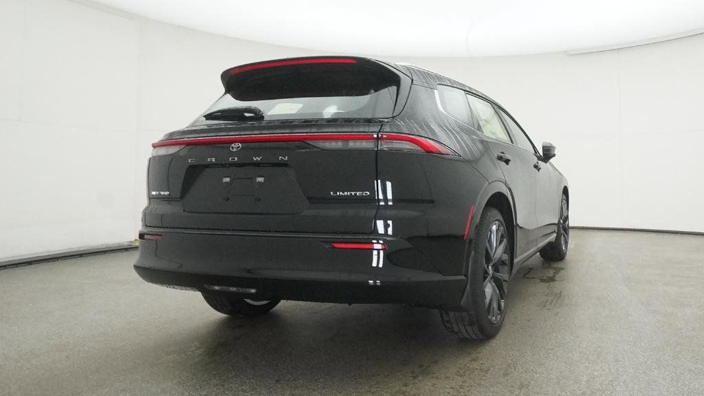 Thumbnail: 2025 Toyota Crown Signia - 11