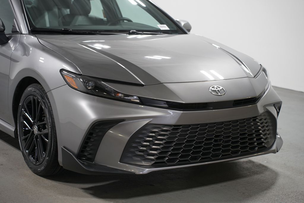 Thumbnail: 2025 Toyota Camry - 4