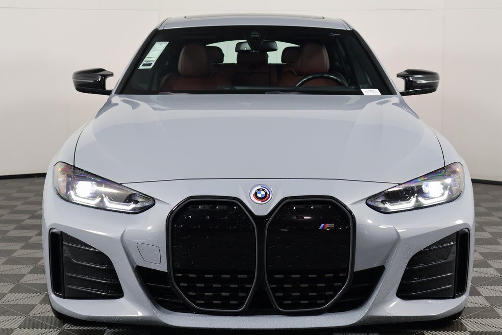 Thumbnail: 2023 BMW i4 - 2