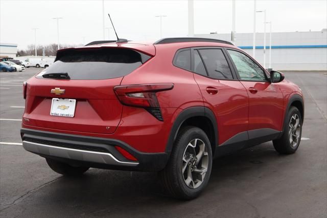 Thumbnail: 2026 Chevrolet Trax - 8