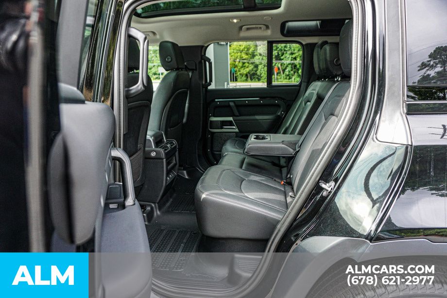 Used 2024 Black Land Rover S image 20