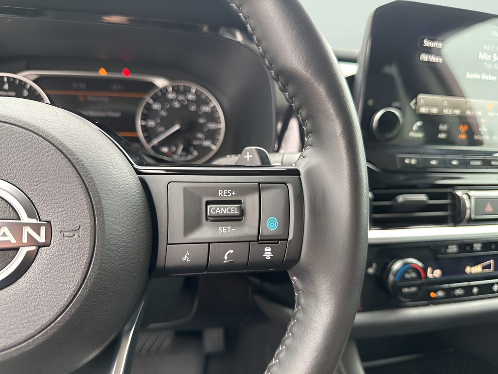 Used Car 2024 Nissan Pathfinder  Sl For Sale Under $35,000 In Austin, Texas