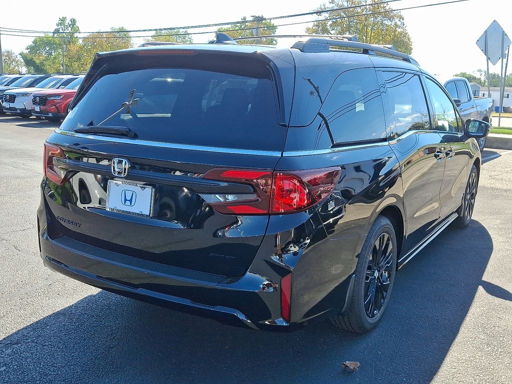 Thumbnail: 2026 Honda Odyssey - 4