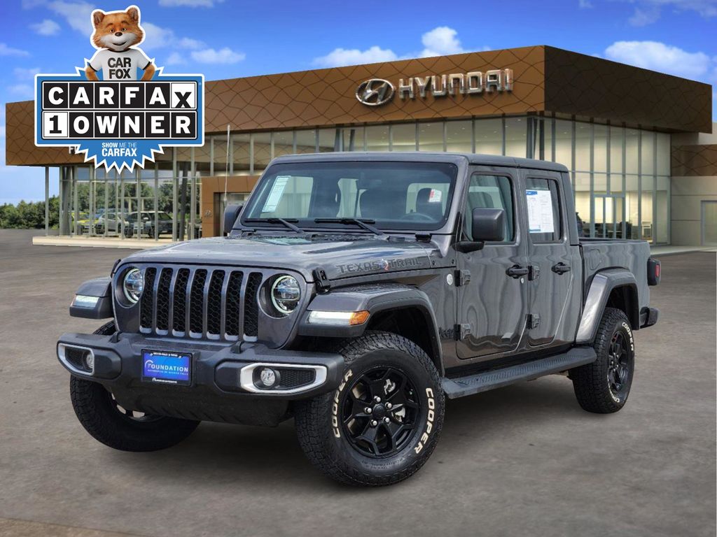 2022 Jeep Gladiator Sport 1