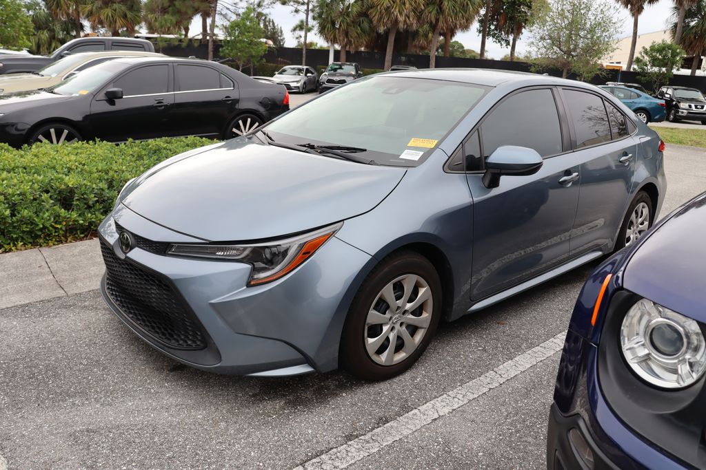 2021 Toyota Corolla LE -
                West Palm Beach, FL